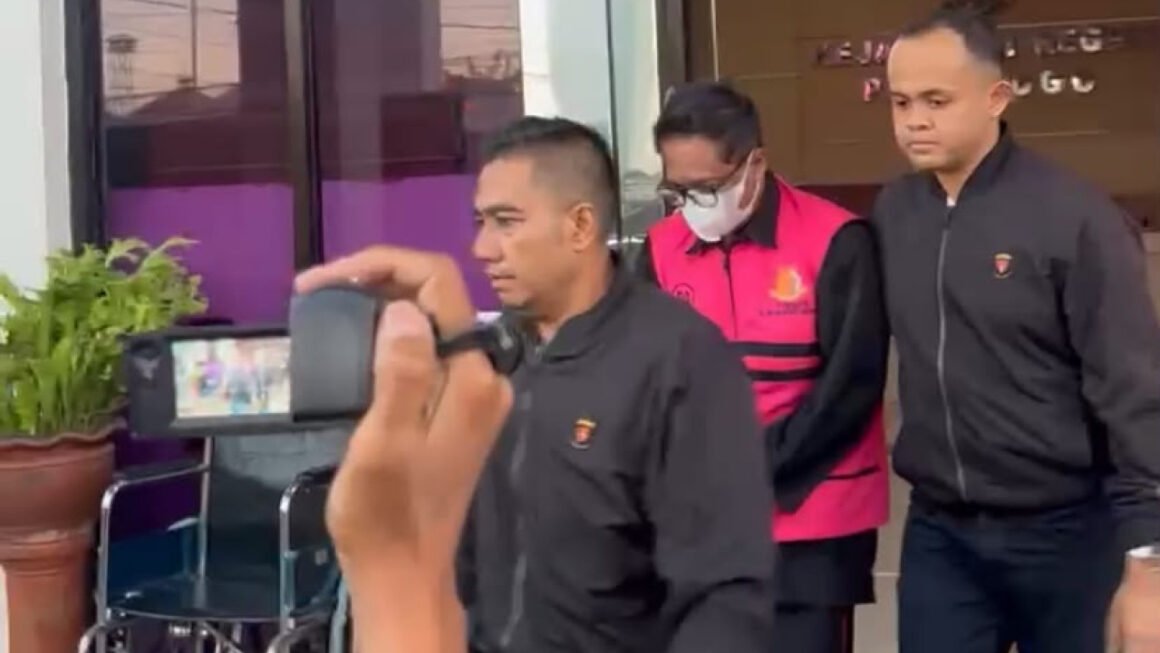 Kejari Ponorogo Tetapkan Satu Tersangka Baru Kasus Korupsi Dana BOS SMK PGRI 1, Langsung Ditahan