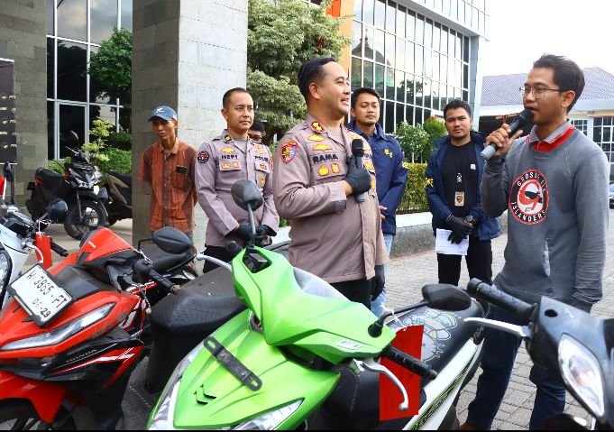 CCTV Ungkap Curanmor di Kebomas, Dua Terduga Pelaku Diciduk Polisi