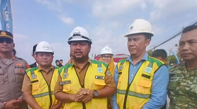 Tanpa APBD, Jembatan Ngemboh Gresik Kembali Berfungsi Lewat Sinergi Pemkab dan Swasta