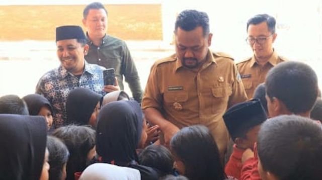 Gus Yani Minta Pola Asuh Sekolah Rakyat Gresik Diperkuat, Keluarga Siswa Ikut Diberdayakan