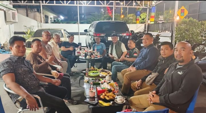 Srawung di Kebomas, Subdenpom Gresik Ajak Warga Perkuat Komunikasi