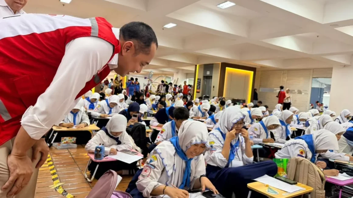 Pemkot Surabaya Perkuat PMR di Sekolah, 2.190 Pelajar Ikut Festival