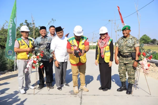 Jalan Klampok-Munggugebang Dibeton Bertahap, Pemkab Gresik Siapkan Kelanjutan hingga 2027