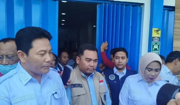 BGN Tutup Sementara Dapur MBG Kalitengah Setelah Korban Keracunan Sidoarjo Tembus 500 Orang