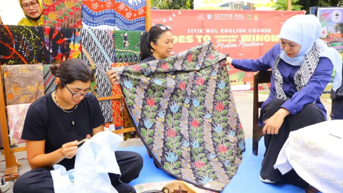 Hari Batik Nasional 2026, Khofifah Dorong Batik Jatim Perkuat Ekonomi Perajin